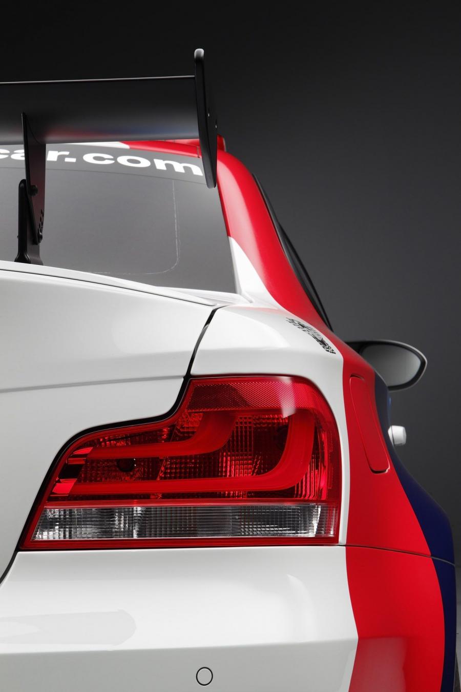  BMW 1-Series M Coupe MotoGP Safety Car 2011 года  (фото 32 из 40)